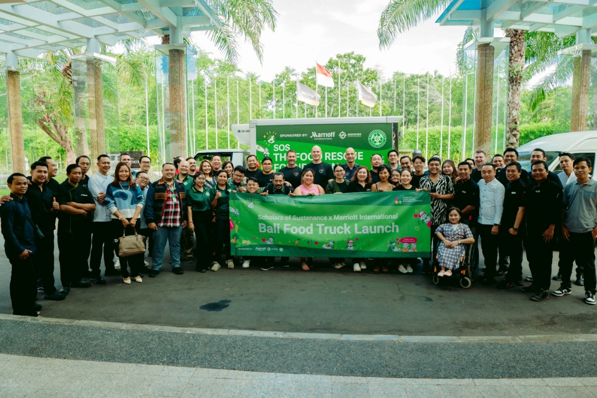 Marriott_Business_Council_Indonesia_Launches_Another_New_Food_Truck_to_Support_Scholars_of_Sustenance_(SOS)_Indonesias_Food_Resque_Mission_in_Bali