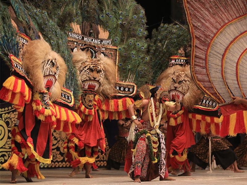 IMG Credit: Indonesia Travel IMG Credit: Indonesia Travel