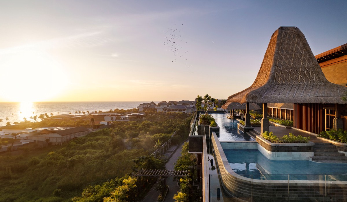 Refined_Beauty_Unveiled_at_Holiday_Inn_Resort_Bali_Canggu_A_Coastal_Masterpiece Refined_Beauty_Unveiled_at_Holiday_Inn_Resort_Bali_Canggu_A_Coastal_Masterpiece