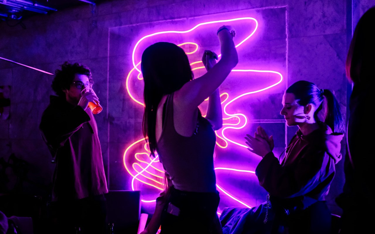 Newsletter: The Best Bars 2024 List | Join Friends of What's New Jakarta Fun Meet-up at Warung Turki