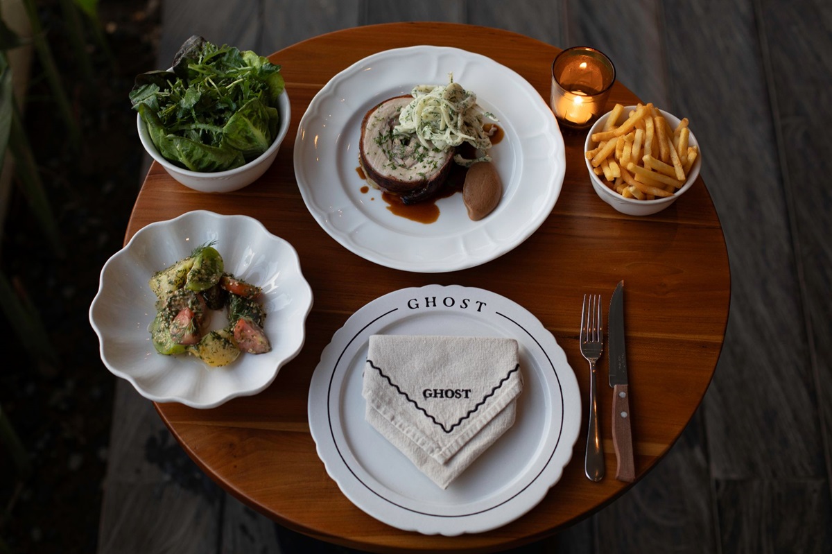 GHOST Kitchen & Record Bar – Berawa GHOST Kitchen & Record Bar – Berawa