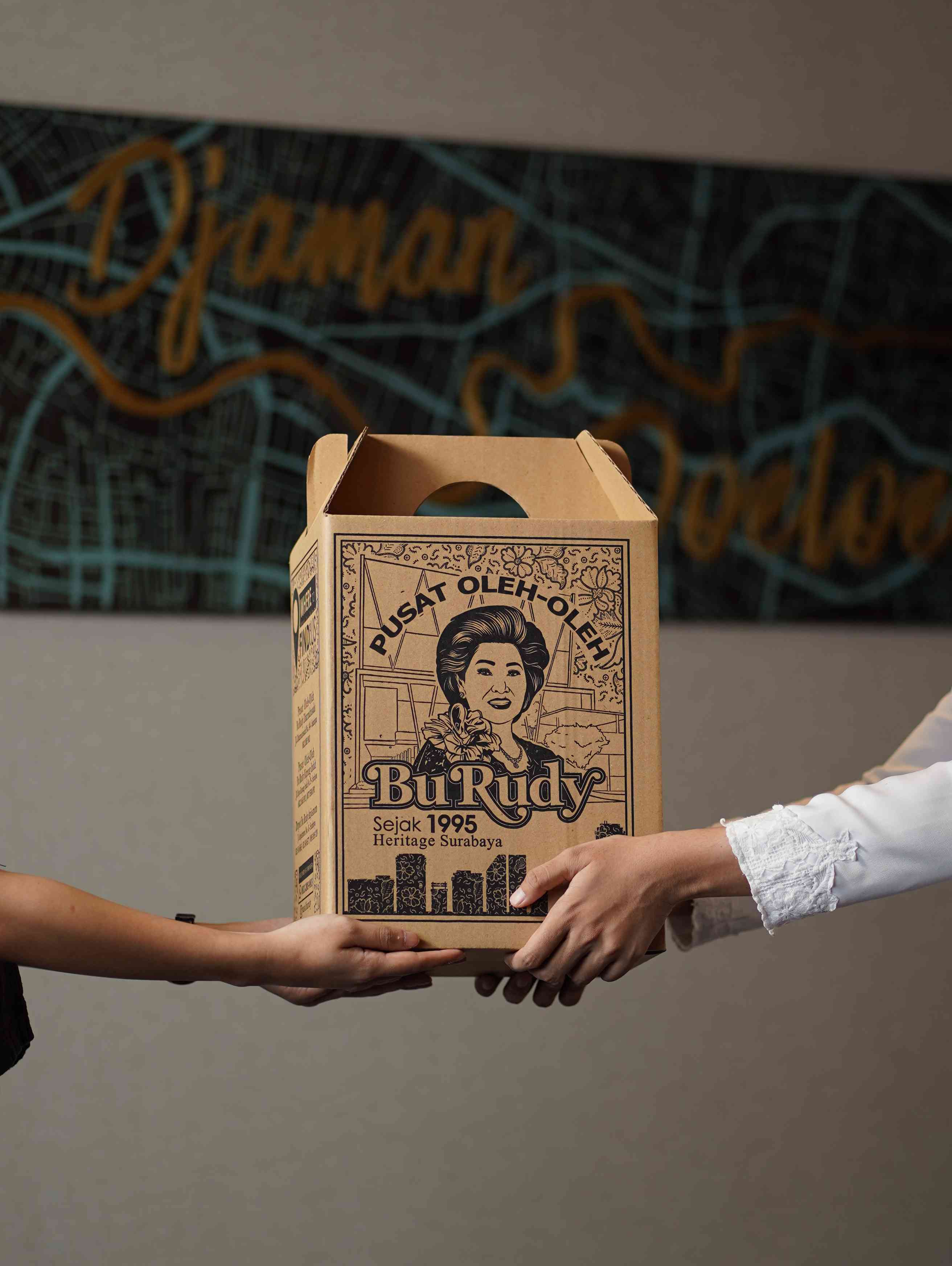 Four Points Pakuwon Indah Invites ‘Bu Rudy’ to Celebrate Surabaya’s Anniversary