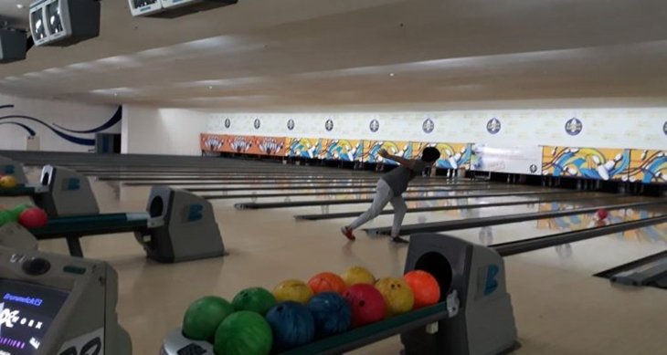 Grand Bowling