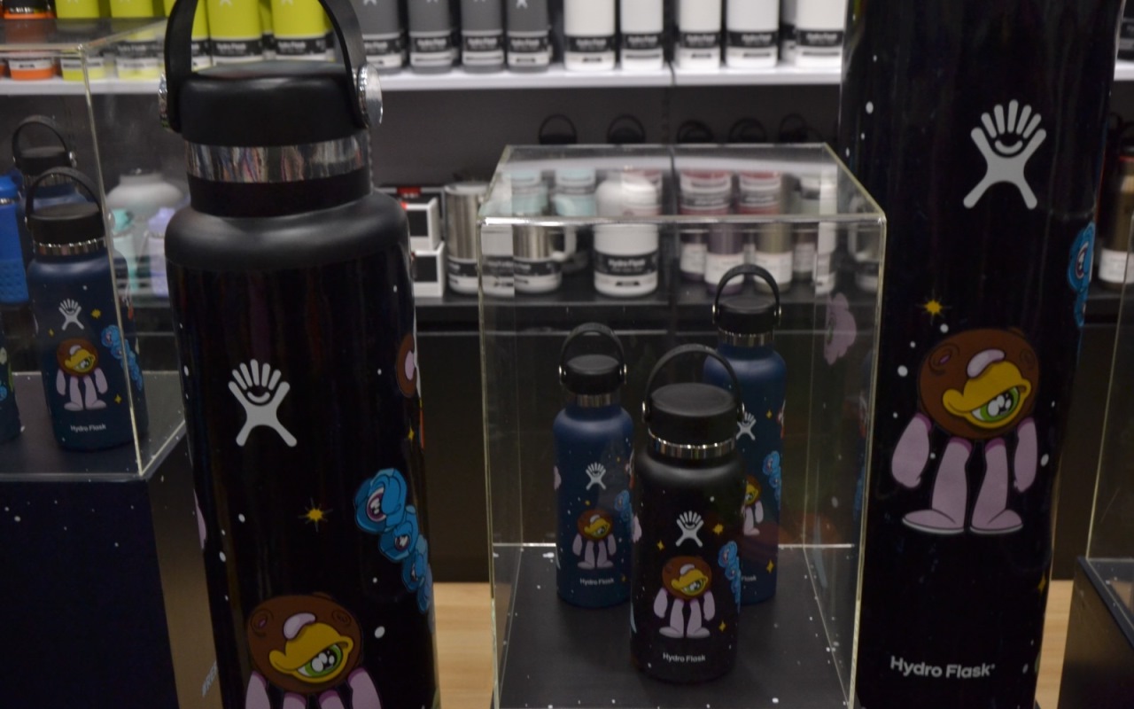 Hydro Flask Launches New Tumbler Collection in Collaboration with Visual Artist Muklay