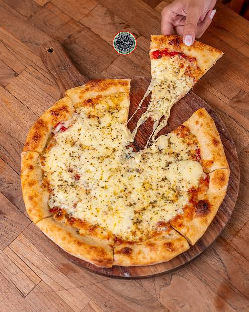 Pizza Meditteranea by Kamil