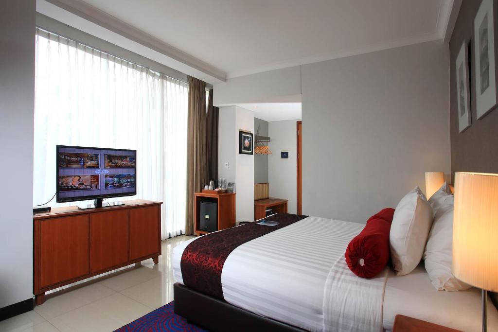Ivory Hotel