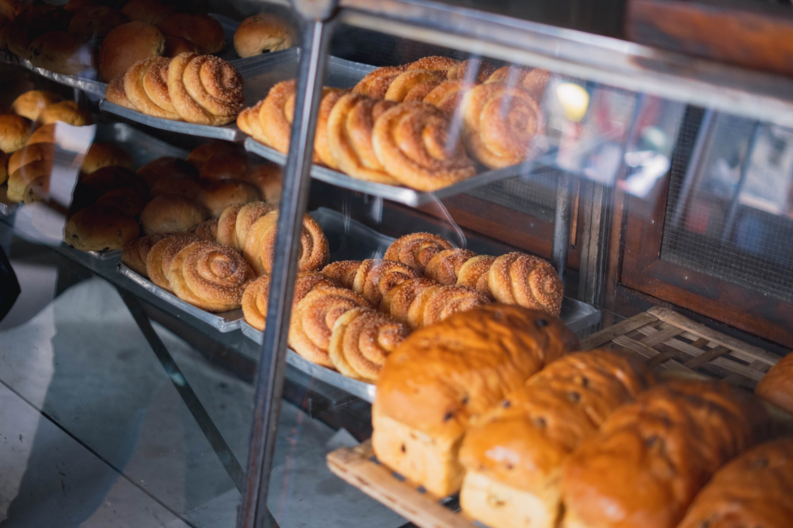 toko roti sumber hidangan